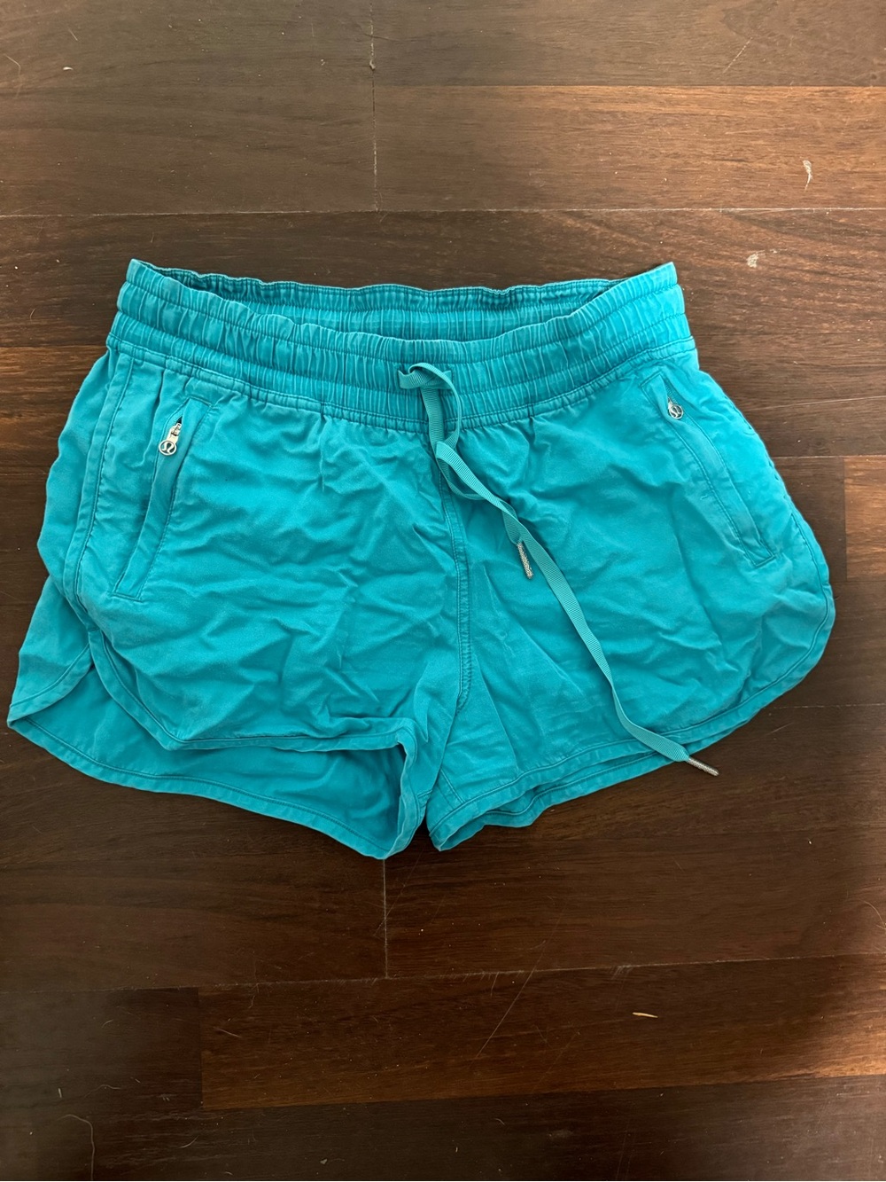 Lululemon Shorts Sz 6
